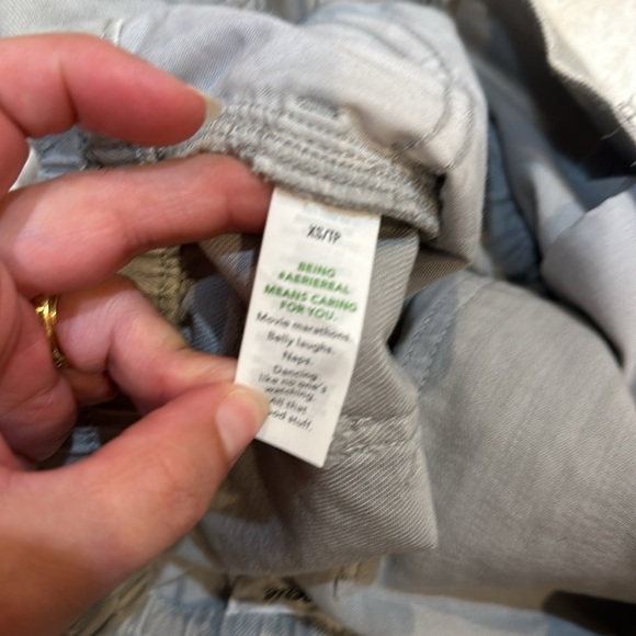 Aerie Daydream Gray Destroyed Pull On Denim Shorts XS - Picture 6 of 6